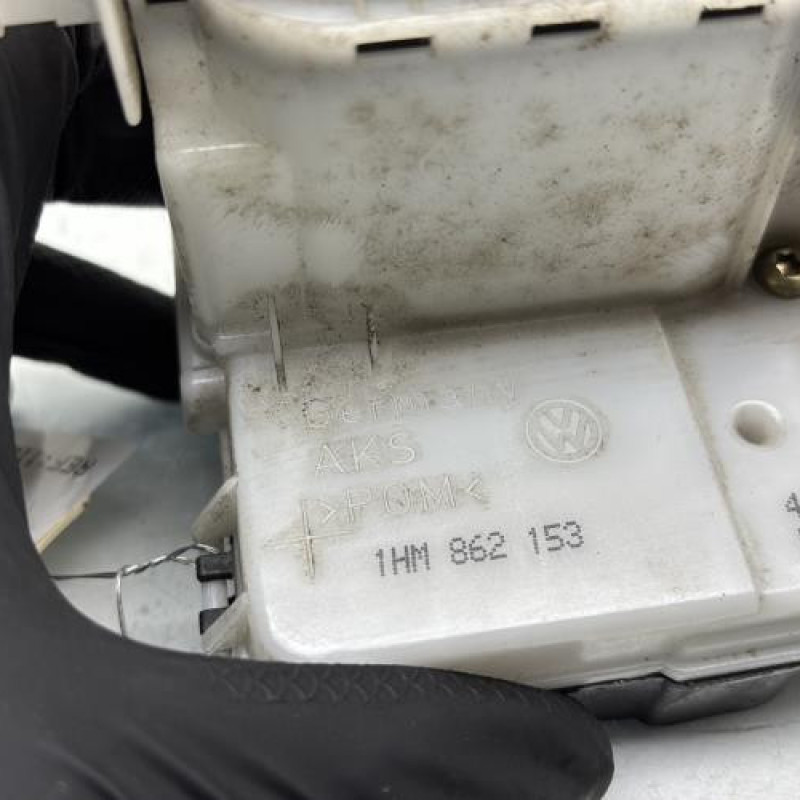 Serrure avant gauche VOLKSWAGEN POLO 3 Photo n°2