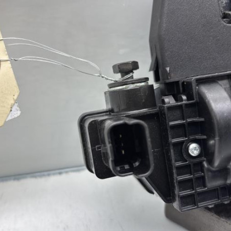 Serrure de coffre PEUGEOT 208 1