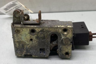 Serrure avant droit PEUGEOT 106 Photo n°1