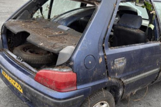 Serrure avant droit PEUGEOT 106