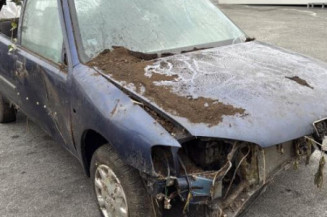 Serrure avant droit PEUGEOT 106