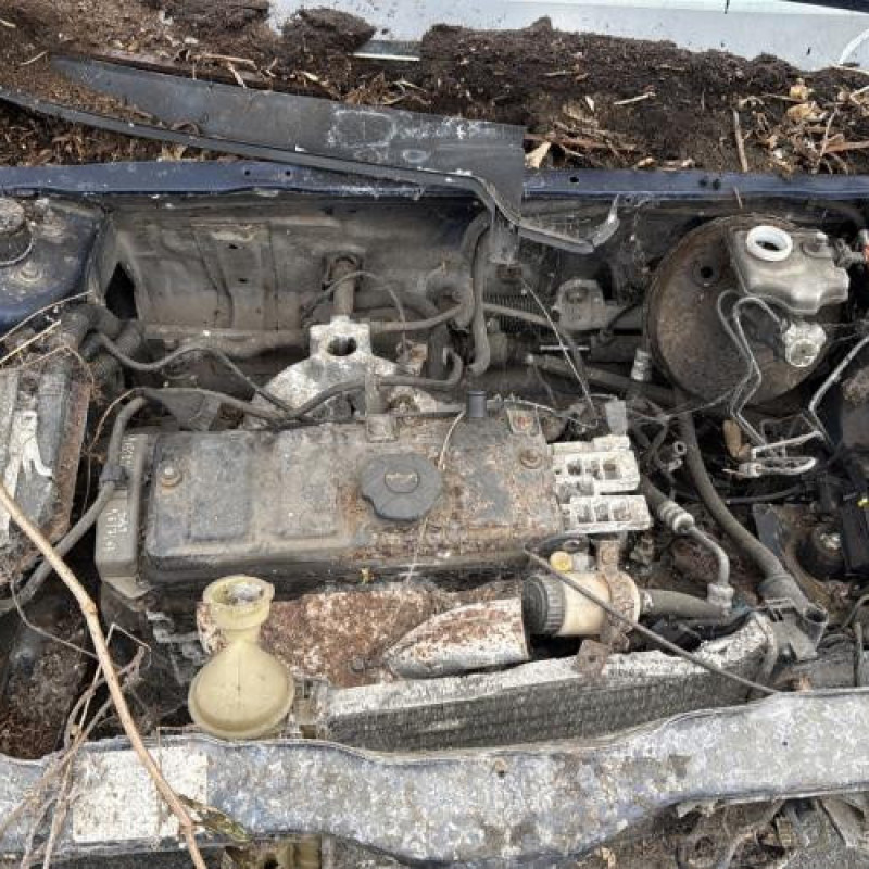 Serrure avant droit PEUGEOT 106 Photo n°9