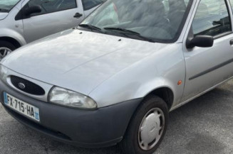 Serrure avant droit FORD FIESTA 4