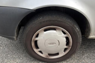 Serrure avant droit FORD FIESTA 4