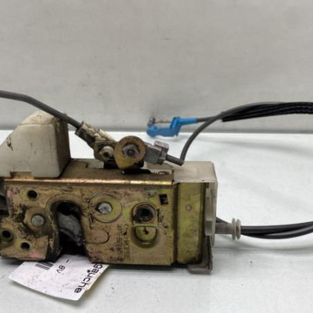 Serrure avant gauche FORD FIESTA 4 Photo n°1