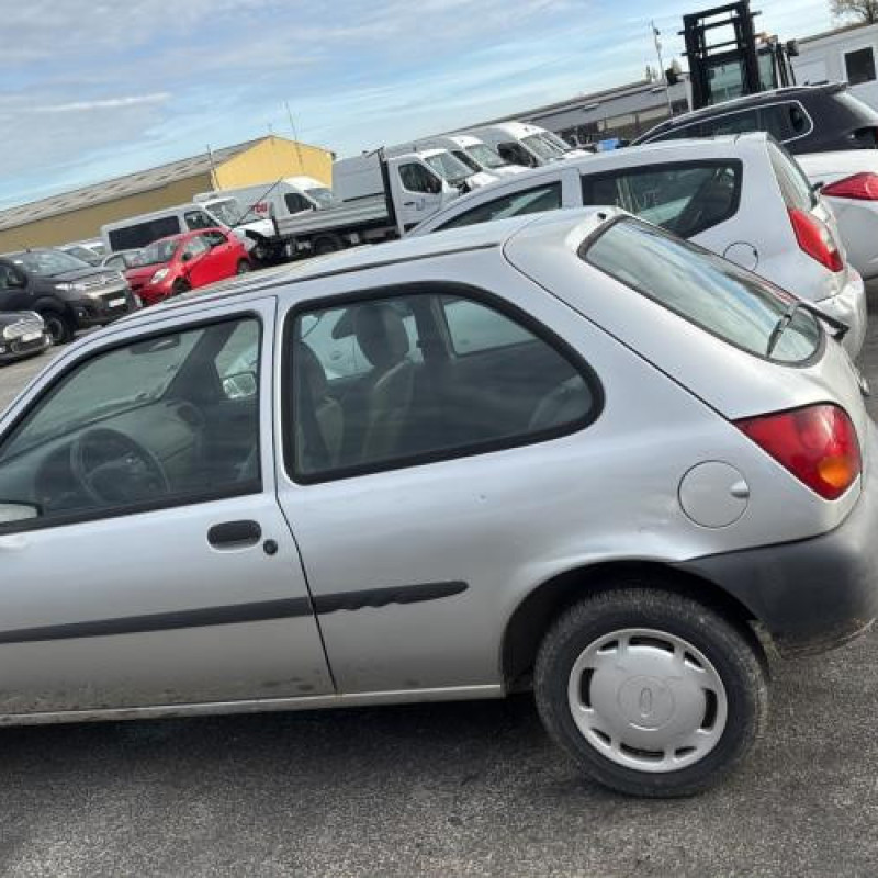Serrure avant gauche FORD FIESTA 4 Photo n°11