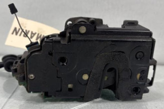 Serrure avant droit VOLKSWAGEN POLO 4 Photo n°1