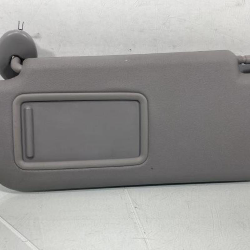 Pare soleil gauche TOYOTA YARIS 2 Photo n°1