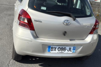 Serrure avant droit TOYOTA YARIS 2