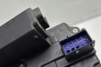 Serrure avant gauche RENAULT TRAFIC 2