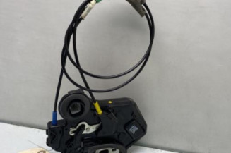 Serrure arriere droit TOYOTA COROLLA VERSO 2