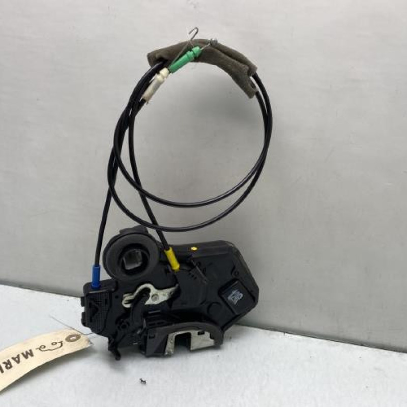 Serrure arriere droit TOYOTA COROLLA VERSO 2 Photo n°3