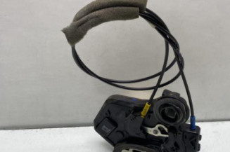 Serrure arriere gauche TOYOTA COROLLA VERSO 2