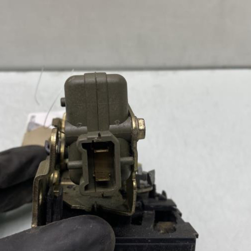 Serrure avant gauche RENAULT MASTER 2 Photo n°4