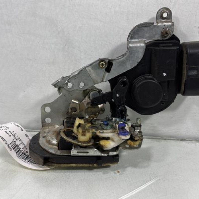 Serrure avant droit TOYOTA RAV4 2 Photo n°1