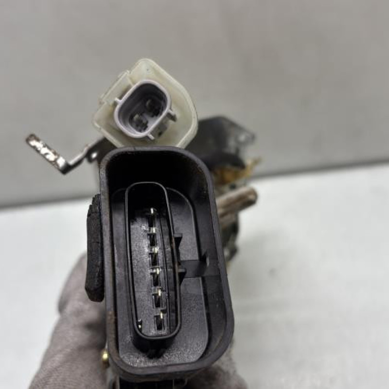 Serrure de coffre TOYOTA RAV4 2 Photo n°4