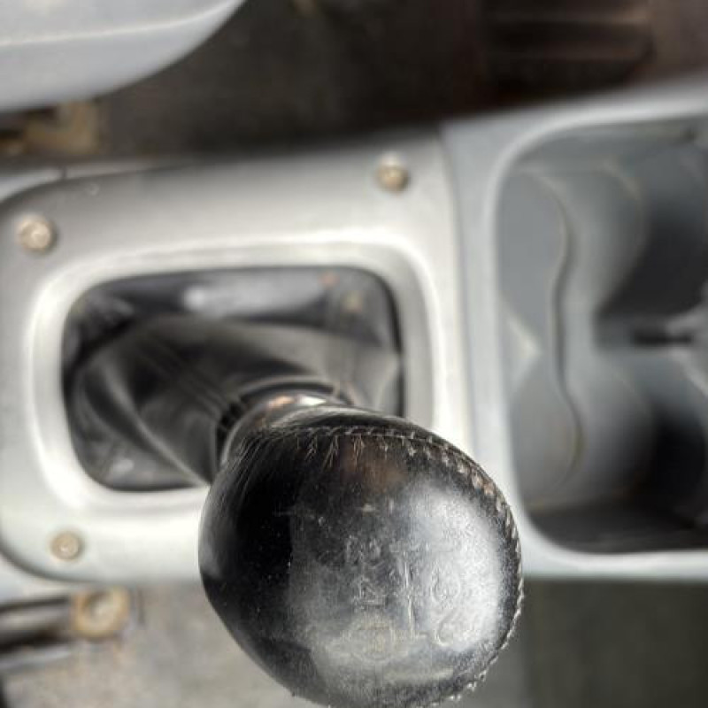 Serrure de coffre TOYOTA RAV4 2 Photo n°10