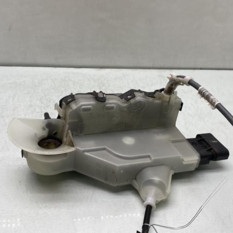 Serrure avant gauche OPEL VIVARO 3 Photo n°4