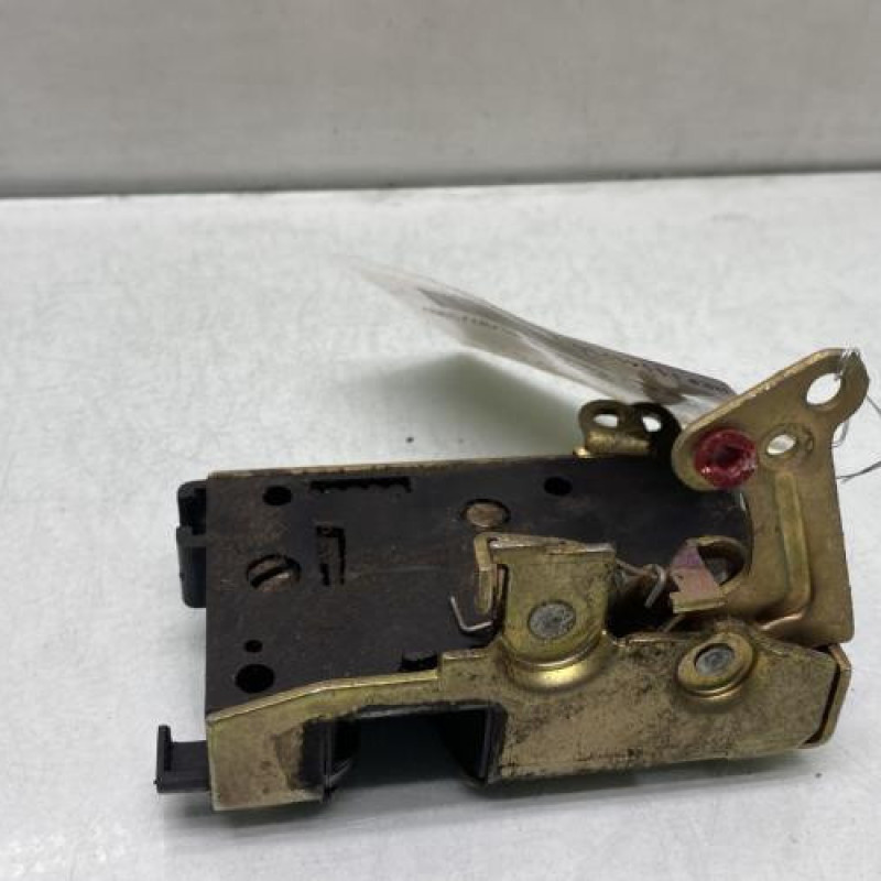 Serrure avant droit PEUGEOT 205 Photo n°3