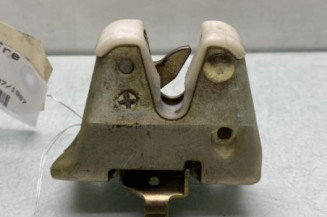 Serrure de coffre PEUGEOT 205 Photo n°1