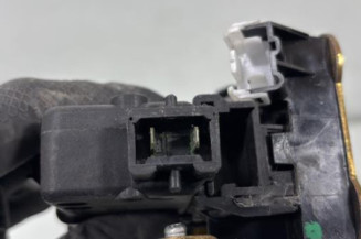 Serrure avant gauche RENAULT LAGUNA 1