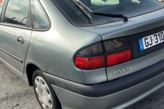 Serrure avant gauche RENAULT LAGUNA 1