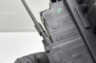 Serrure avant droit RENAULT CLIO 3
