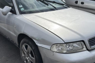 Serrure avant droit AUDI A4 1