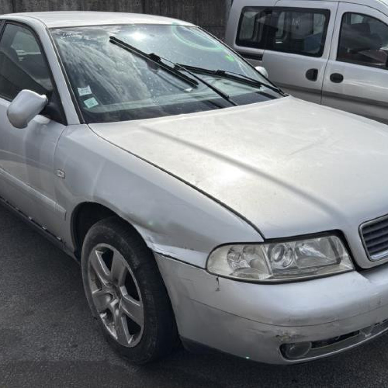 Serrure avant droit AUDI A4 1 Photo n°7