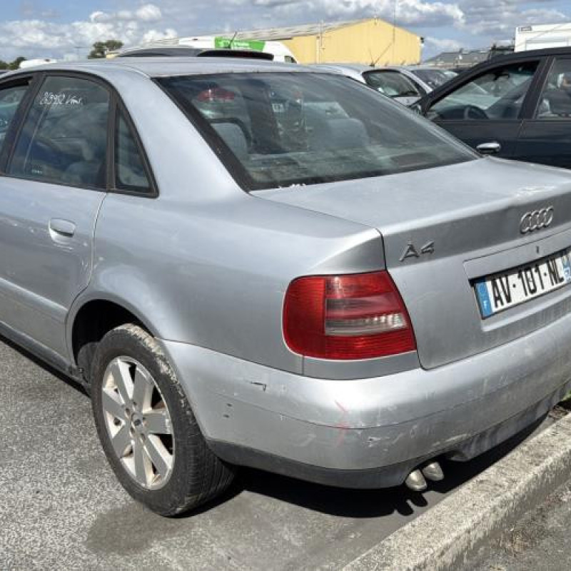 Serrure avant droit AUDI A4 1 Photo n°9