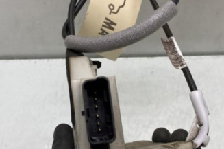 Serrure avant gauche PEUGEOT 2008 1