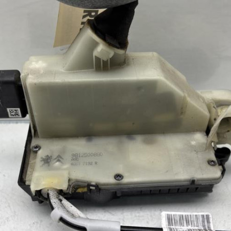 Serrure avant gauche PEUGEOT 208 1