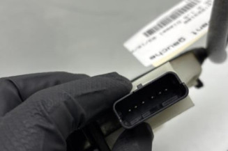 Serrure avant gauche PEUGEOT 208 1