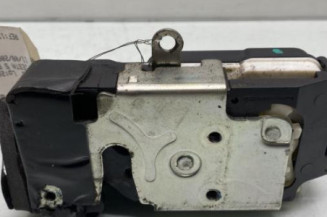 Serrure avant droit FORD FIESTA 5 Photo n°1