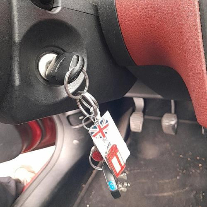 Serrure avant droit FORD FIESTA 5 Photo n°13