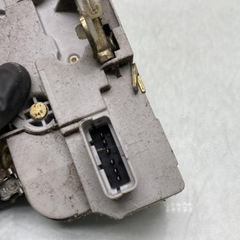 Serrure avant gauche CITROEN BERLINGO 1 Photo n°3