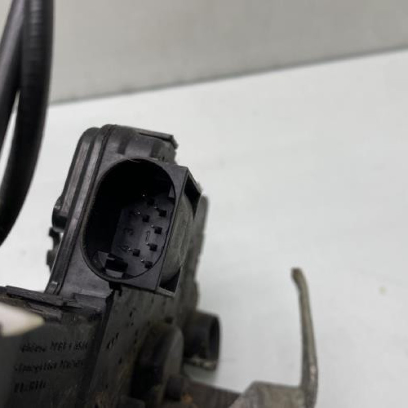 Serrure avant gauche BMW SERIE 3 E46 Photo n°4