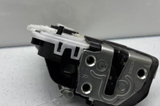 Serrure arriere droit TOYOTA YARIS 3