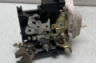 Serrure avant droit AUDI A4 1