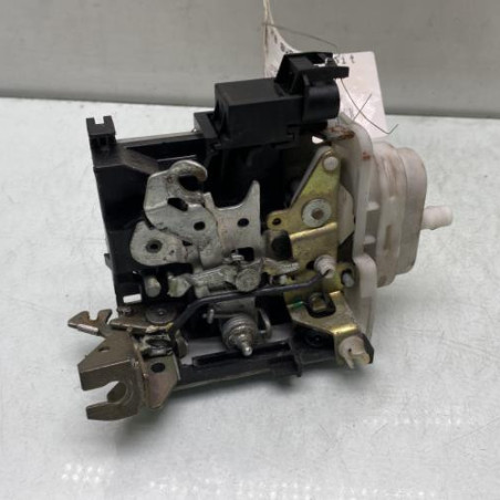 Serrure avant droit AUDI A4 1