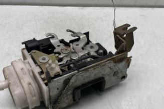 Serrure avant gauche AUDI A4 1