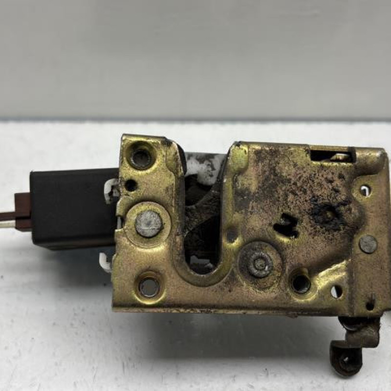 Serrure avant droit CITROEN SAXO Photo n°4