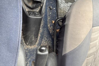 Serrure avant droit CITROEN SAXO