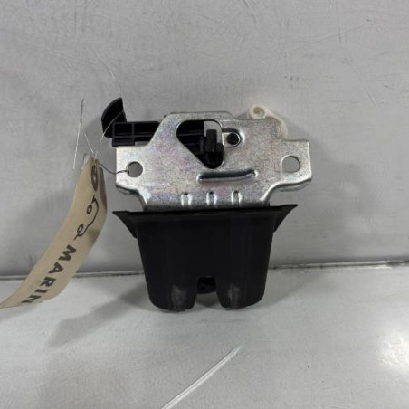 Serrure de coffre VOLKSWAGEN TOURAN 3