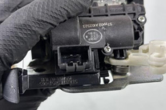 Serrure de coffre VOLKSWAGEN TOURAN 3