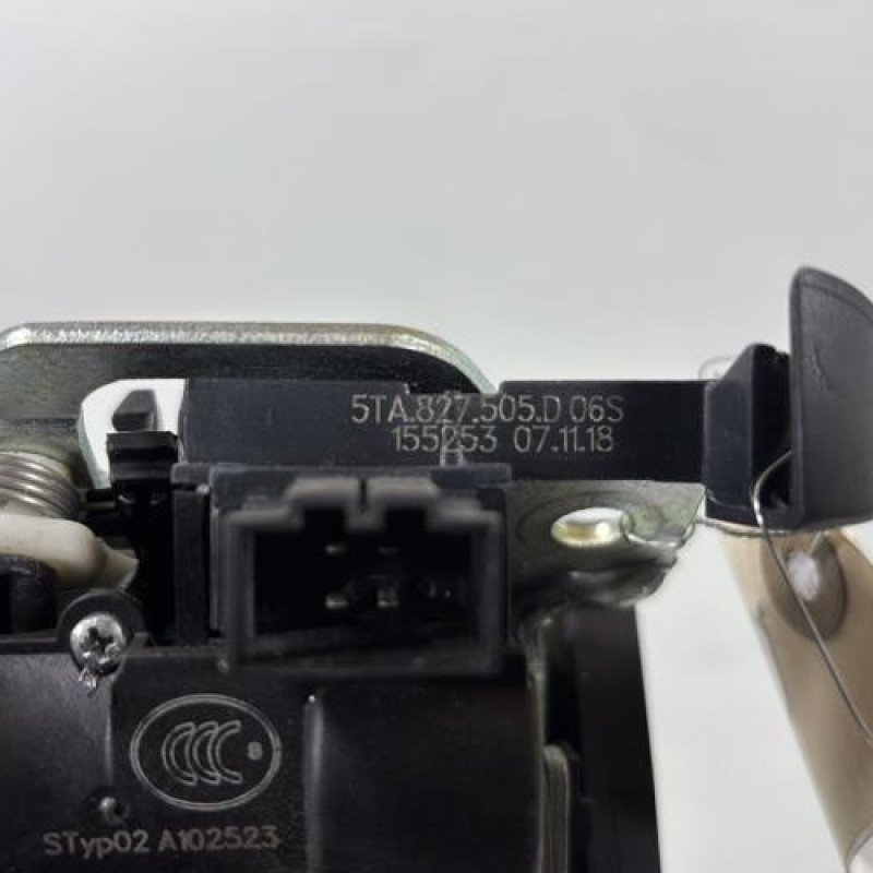 Serrure de coffre VOLKSWAGEN TOURAN 3 Photo n°4