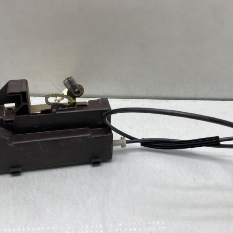 Serrure avant droit FORD FIESTA 3 Photo n°3