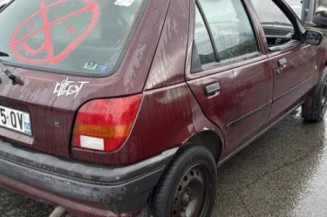 Serrure avant droit FORD FIESTA 3