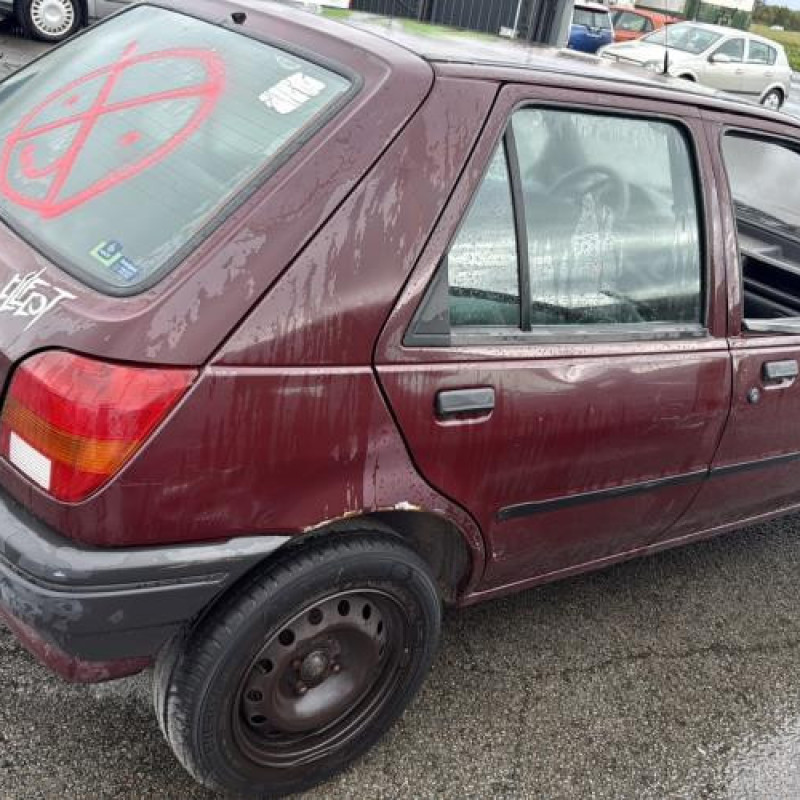 Serrure avant droit FORD FIESTA 3 Photo n°10