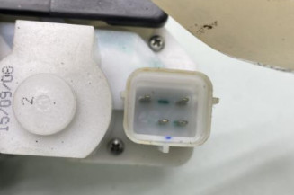 Serrure avant gauche VOLKSWAGEN FOX